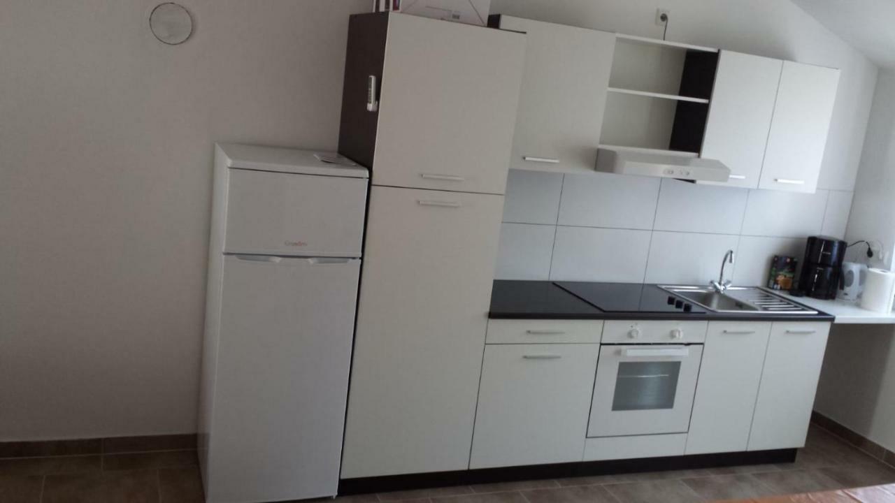 Haus Milana Apartman Nin Kültér fotó