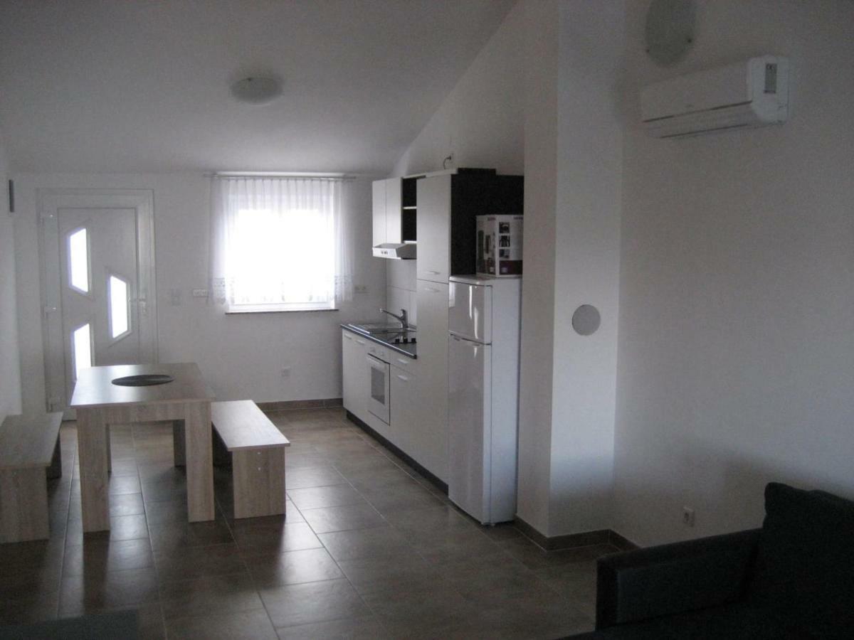Haus Milana Apartman Nin Kültér fotó